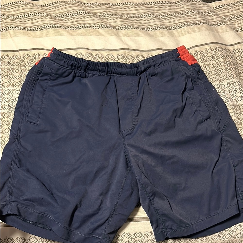 Large Birddogs shorts